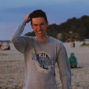 Meet your Posher, Evan